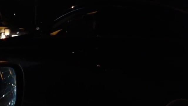 BMW E46 330 ZHP (manual) Vs Mercedes CLS500 смотреть онлайн
