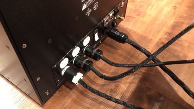 綠色神盾: Stromtank S5000 High Power電源供應器 ~ Yosi Horikawa - Wandering смотреть онлайн