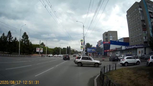 Гоняюсь с троллейбусом смотреть онлайн