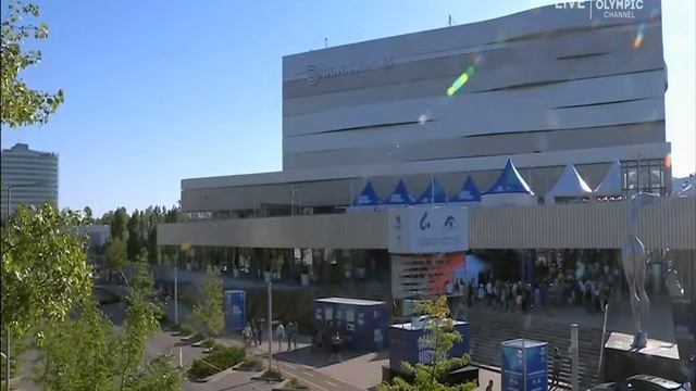 2022 Fina LC World Championships Day 1 Review Womens 4x100 Free Podium смотреть онлайн