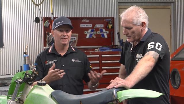 MXTV Feature - Kawasaki KX80 Restoration смотреть онлайн