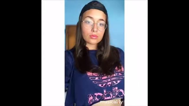 AZZURRA MAZZATENTA VS AURORA ZOGGIA- Musically Battles смотреть онлайн