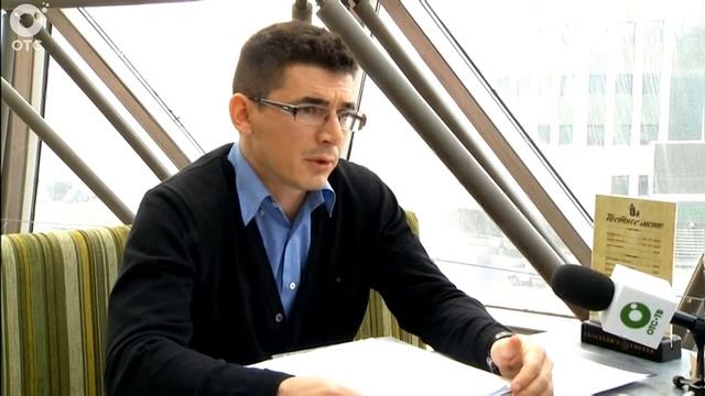 В Новосибирске задержали и отправили в изолятор неудачливого афериста смотреть онлайн