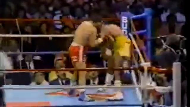 Бокс Бой между двумя титанами смотреть онлайн