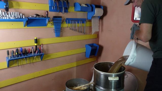 лучший способ приготовления сиропа,медовой сыты. промываю забрус,делаю подкормку для пчел. смотреть онлайн