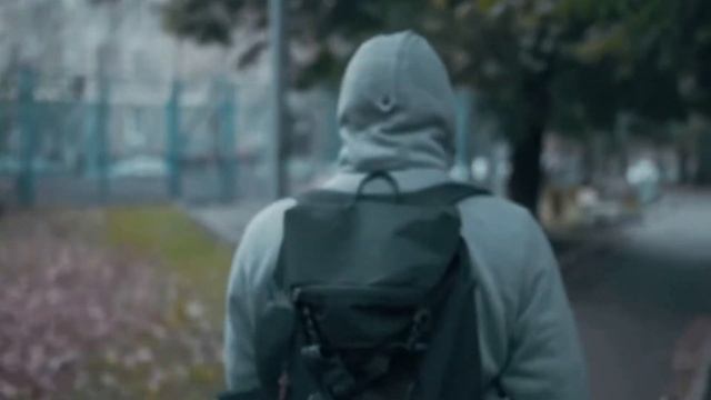 ТРЕНИРОВКИ С БЛУДОМ || НЕ ПЕЙ СПОРТ ПИТ || CAMOUFLAGE смотреть онлайн