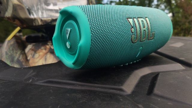 JBL Charge 5 Bass Test смотреть онлайн