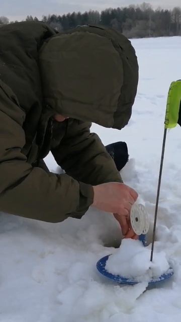 ИНСТРУКЦИЯ!! по вываживанию щуки на жерлице смотреть онлайн
