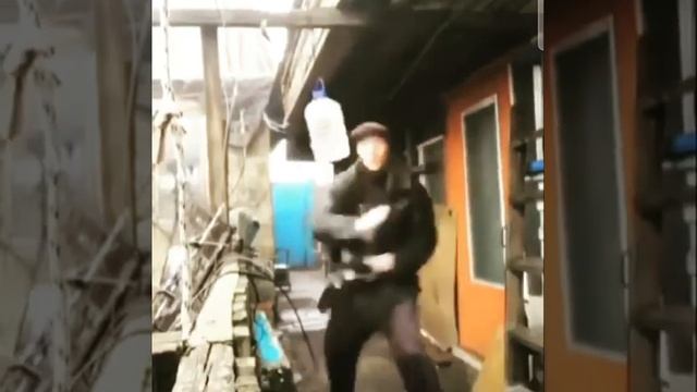 кто не курит и не пьет ,тот не дышит и не бьет) смотреть онлайн