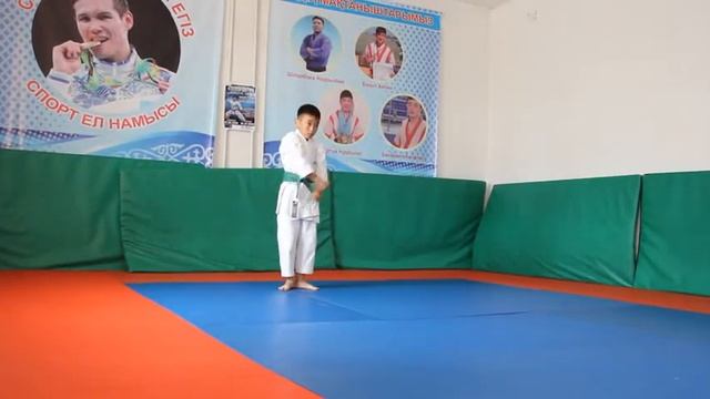 Нурланулы Алибек 10 11лет мальчики 1 круг смотреть онлайн