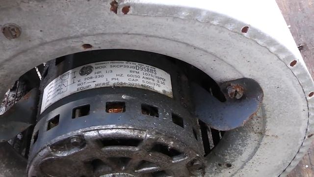 HVAC How to Remove a Squirrel Cage Blower Fan out of an Air Handler смотреть онлайн