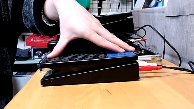 ボリュームペダルをエクスプレッションペダルとして使う方法【接続方法と性能比較も】 смотреть онлайн