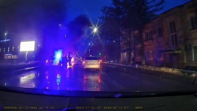 Горит машина. 12 03 2023 смотреть онлайн