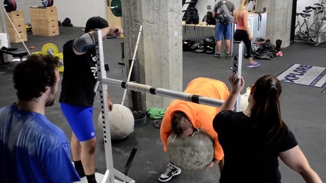 Brandon Morrison 350lb Stone Load-LiftBigEatBig.com смотреть онлайн
