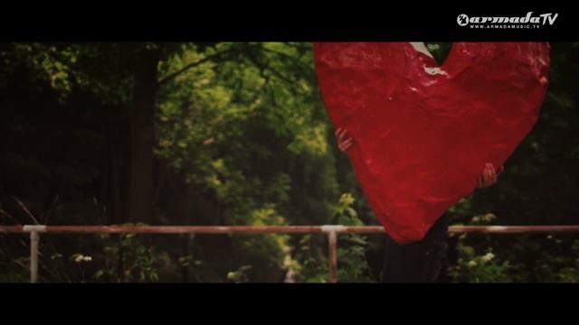 KANT - Never you Mind (Official Music Video) смотреть онлайн