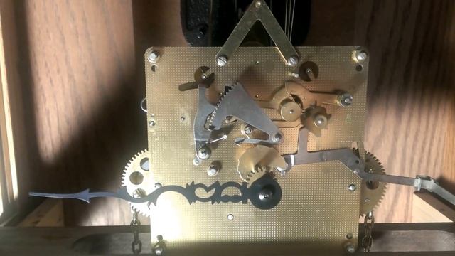 Hermle 451-053H Clock Movement Front смотреть онлайн