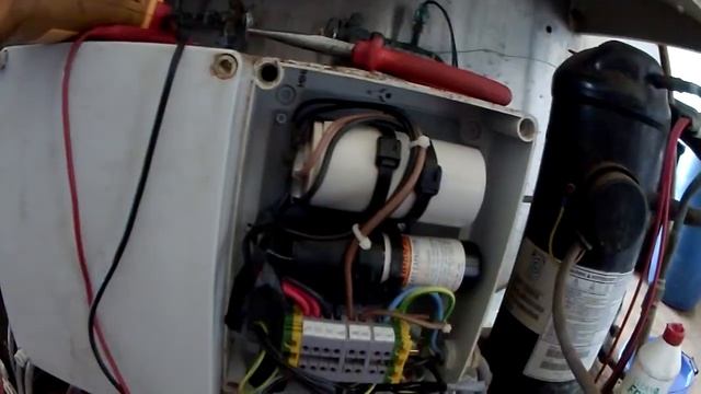 Compressor Interupted смотреть онлайн
