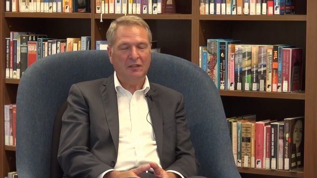 Q&A With Rob Swartbol and Ferdinand Lahnstein смотреть онлайн