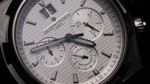 VACHERON CONSTANTIN EP.3 OVERSEAS 49150 CHRONOGRAPH BIG DATE | Pixiu Review