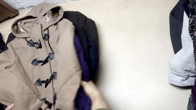 Мешок № 621. Пальто Современные КРЕМ. Австрия. Арт 3005. вес 37кг смотреть онлайн