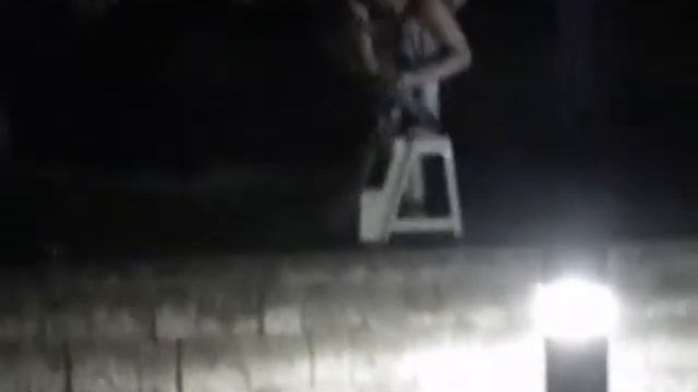Backyard Enema смотреть онлайн