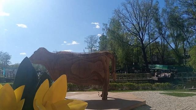 1 мая ВДНХ в Москве. Май, труд крут! Концерты, Парады, Выставки. Смешались в кучу кони, люди. смотреть онлайн