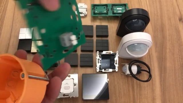 Niko Home Control on BUS Cabling смотреть онлайн