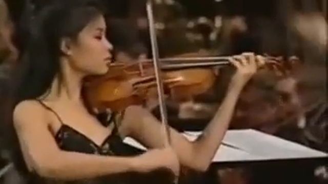 Vanessa Mae - Bach - Toccata E Fuga (HQ)