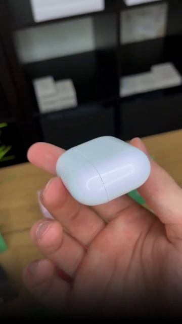 СЛАБОЕ МЕСТО AIRPODS смотреть онлайн