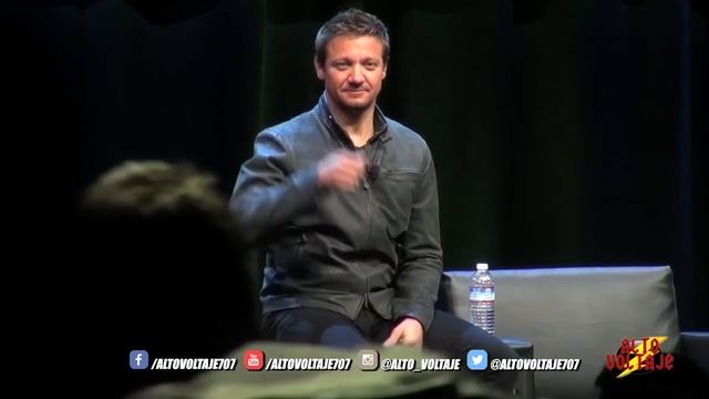 Jeremy Renner FULL SVCC Panel 2016 смотреть онлайн