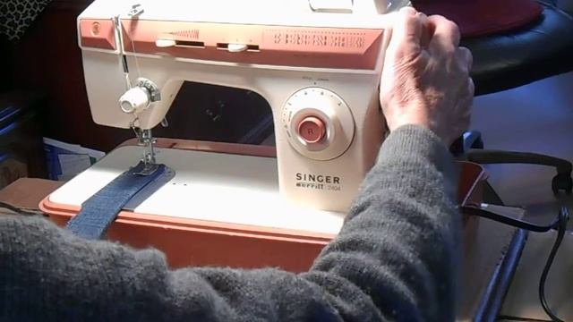 Singer Merritt 2404 sewing machine demo GSP смотреть онлайн
