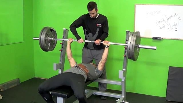 Bench Press 325 lbs / 147,7 kilos смотреть онлайн