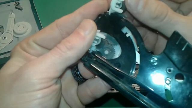 How to make cnc drawing machine at home from cd/dvd drive part 01 смотреть онлайн