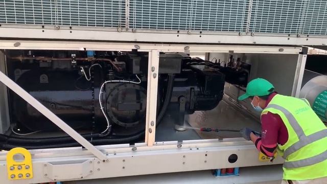 MCQUAY CHILLER SERVICING AIRCONDITION