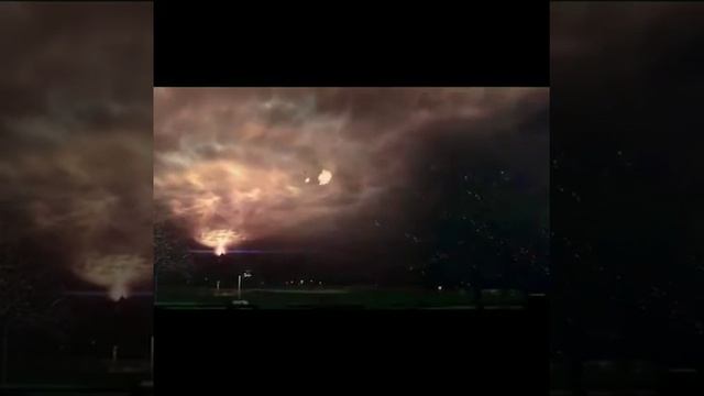 Барри попадает под удар ускаритиль частиц ( сериал Флэш 1 сезон)