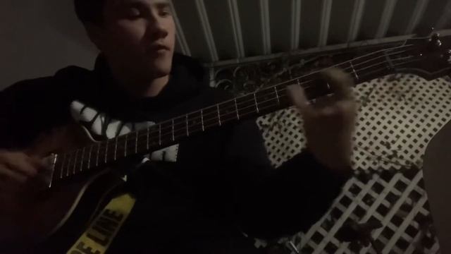 Cuando tu me miras-Eslabón Armado (Bajoloche tutorial) смотреть онлайн