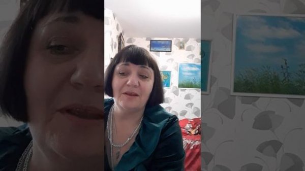 ЛЯГУШКА ПРЕВРАЩАЕТСЯ В ЦАРЕВНУ