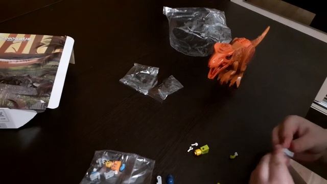 рычащий тирекс 🦖