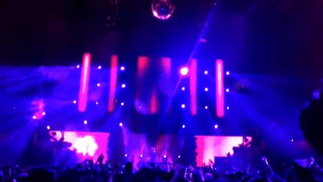 Oliver Heldens at Exchange LA 2015 смотреть онлайн