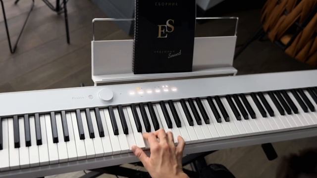 Как ИМПРОВИЗИРОВАТЬ просто в мажорной тональности 🎹 смотреть онлайн