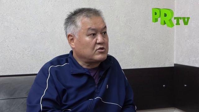 Б. Асанов: Президент олигархтардын барымтасында калды!.. смотреть онлайн