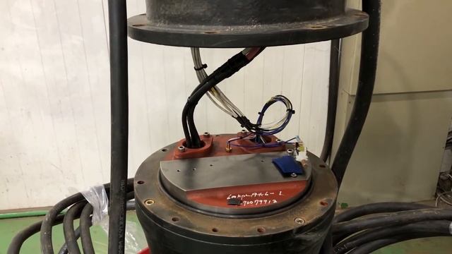 Motor top for Grundfos KPL, KPG, KWM, KSE and KSN pumps explained смотреть онлайн