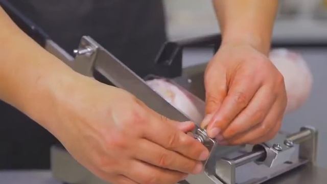 Easy to use manual meat slicer Frozen meat slicer смотреть онлайн