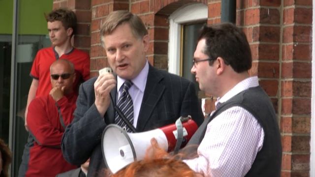 Save the National Railway Museum rally смотреть онлайн