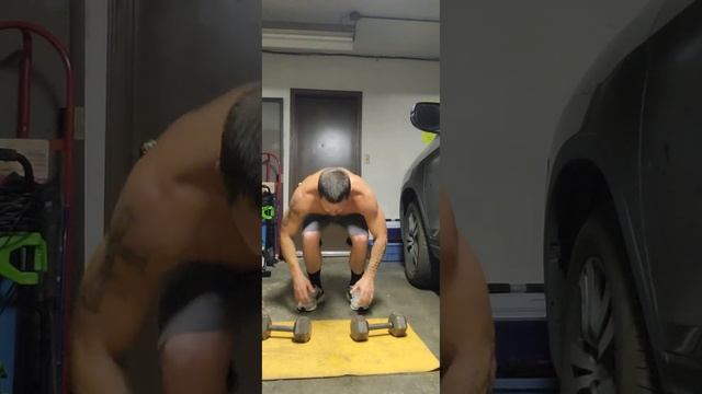 Burpees god 🙌...Unstoppable!!!!come get you some...8pump.8 squat chaser 💪 смотреть онлайн