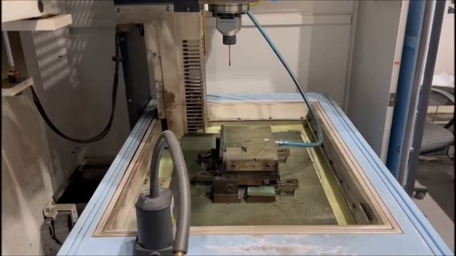 Die Sinking EDM machine AGIE AGIETRON 2, company Amaron s.r.o. смотреть онлайн