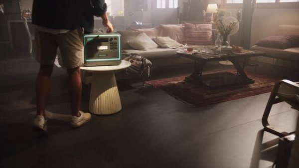 ECO PLAY EP2400 Portable Power Station | 2400W - A Portable Powerhouse