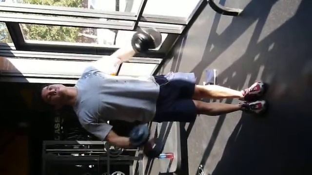 Db Lateral Raises смотреть онлайн