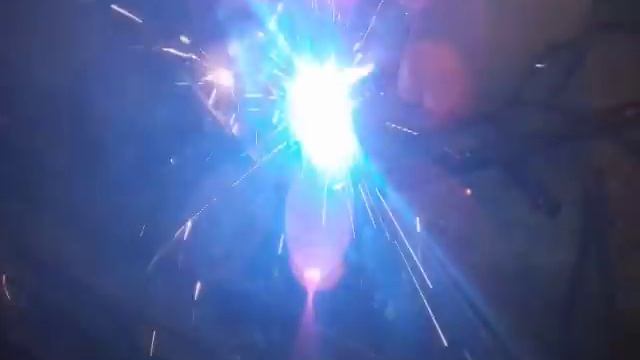 БЕШЕНЫЙ ШЕСНАРЬ И БЕШЕНЫЙ 8 КЛОП смотреть онлайн