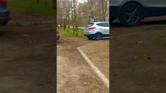 Обращение к мужчинам и к ООО «УК БрянскКомЦентр». Приходите сегодня к 18 часам к прдъезду 1. 🆘!!! смотреть онлайн